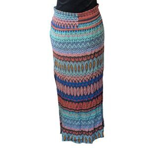 CHARLOTTE RUSSE Boho Geometric Print Maxi Skirt Medium Side Slits Multicolored